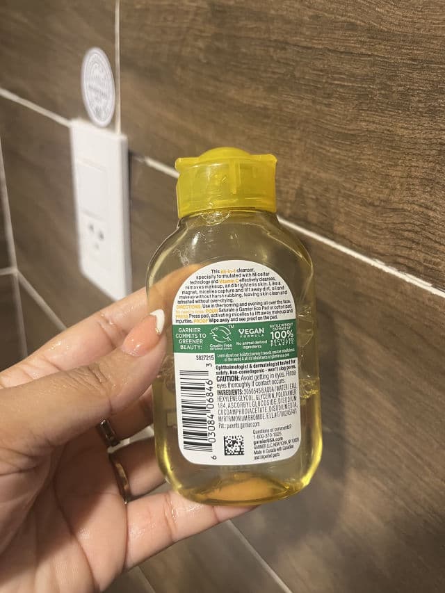 Garnier Micellar Cleansing Water with Vitamin C review photo by kasandritasc