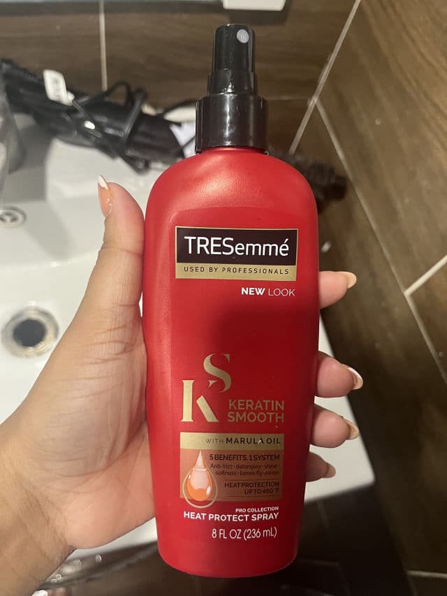 TRESemme Keratin Smooth Heat Protect Spray review photo by kasandritasc