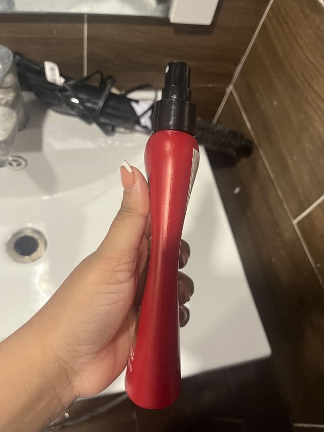 TRESemme Keratin Smooth Heat Protect Spray review photo by kasandritasc