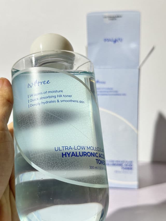 ISNTREE Ultra Low Molecular Hyaluronic Acid Toner review photo by dianewil