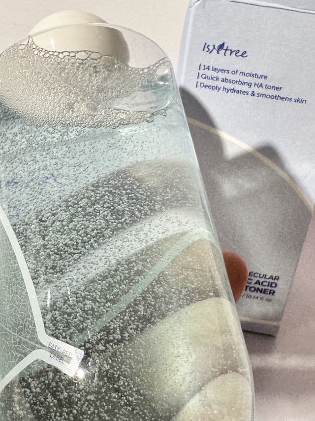 ISNTREE Ultra Low Molecular Hyaluronic Acid Toner review photo by dianewil