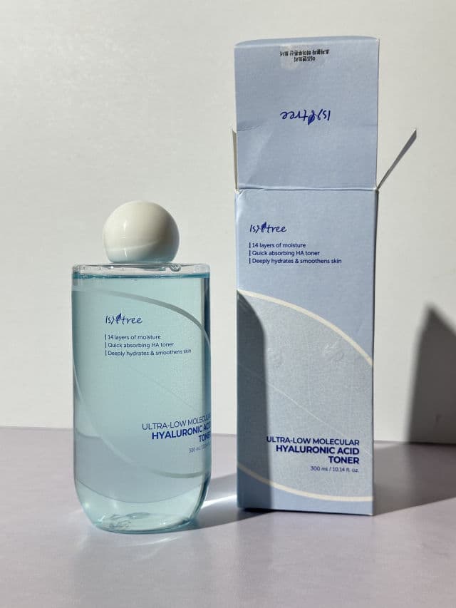 ISNTREE Ultra Low Molecular Hyaluronic Acid Toner review photo by dianewil
