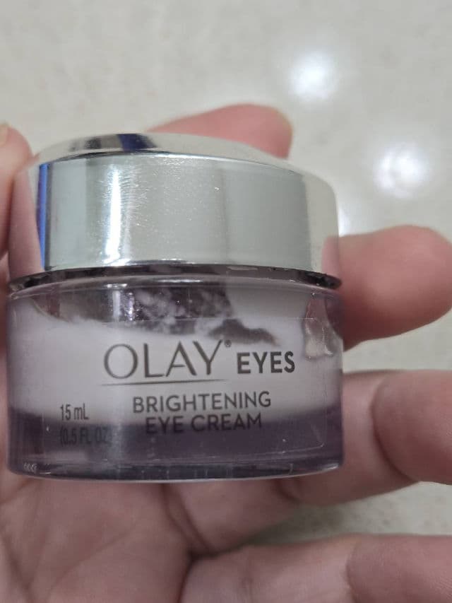 Olay Eyes Brightening Eye Cream review photo by berirashika