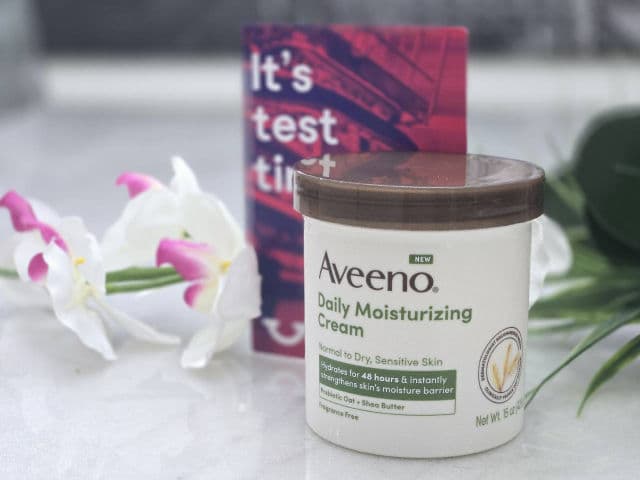 Aveeno Daily Moisturizer review photo by berirashika