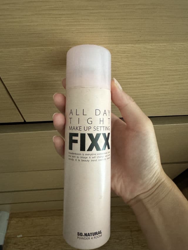 So Natural All Day Tight Make Up Setting Fixer General Mist review photo by sophialam
