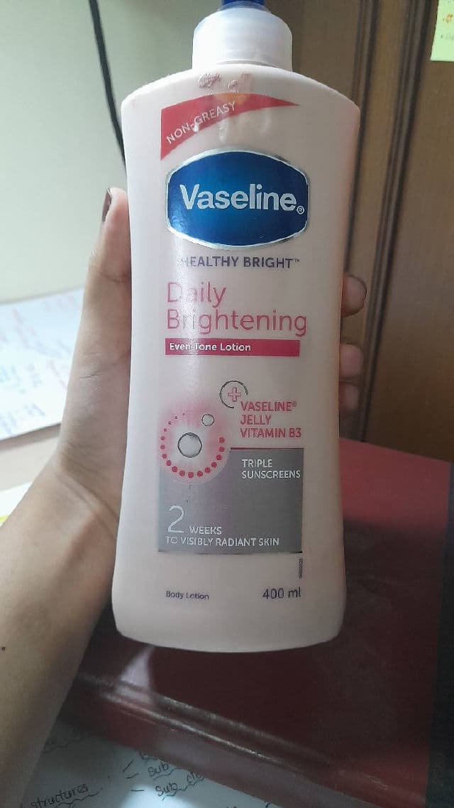 Vaseline Healthy Bright Perfect Youth Lotion review photo by yuri99