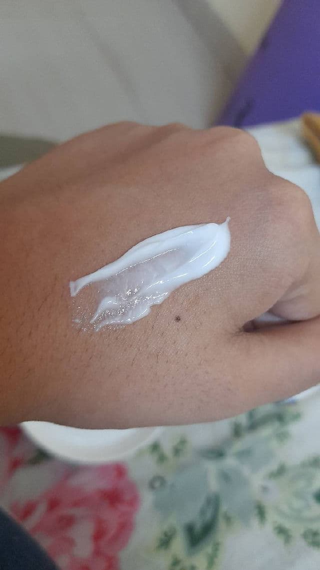 Nivea Soft  Matching Besties review photo by yuri99