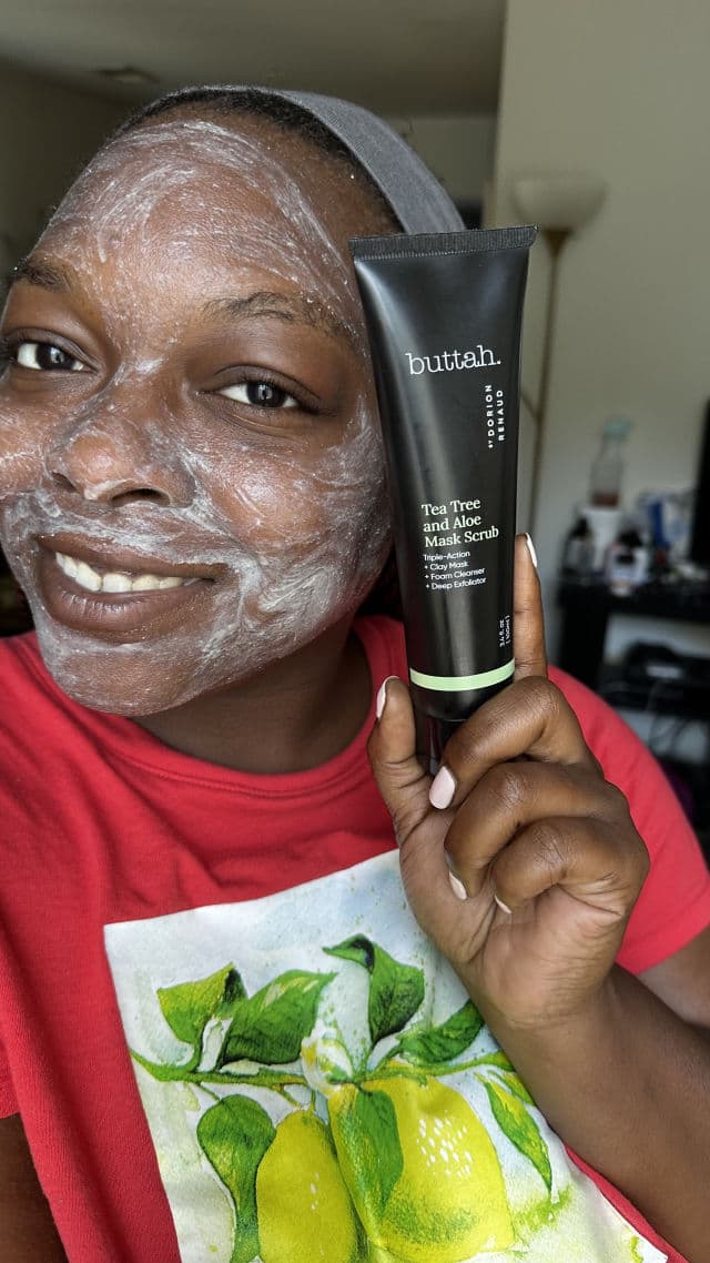 Buttah by Dorian Renaud Tea Tree & Aloe Exfoliating Scrub review photo by mskiya24