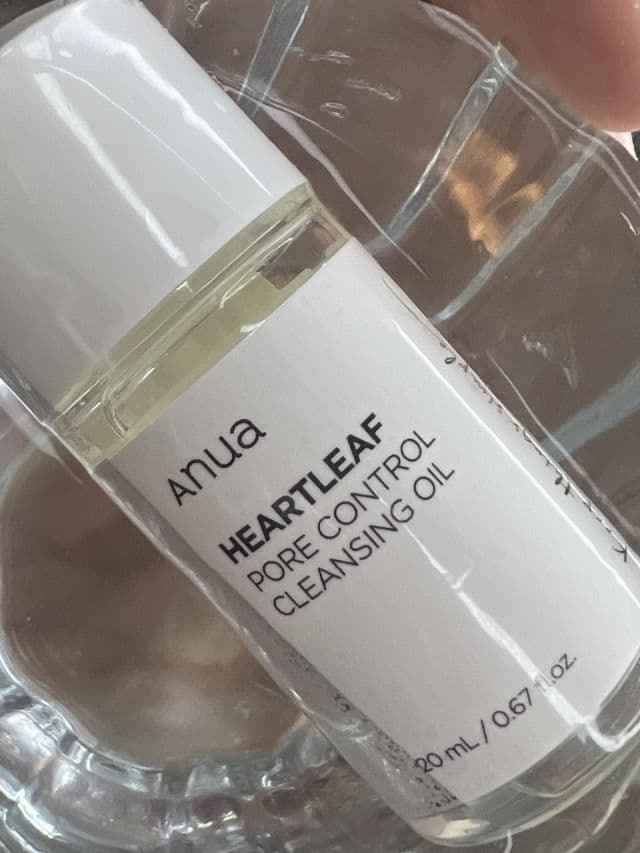 ANUA Heartleaf Pore Control Cleansing Oil review photo by Aqsaaa