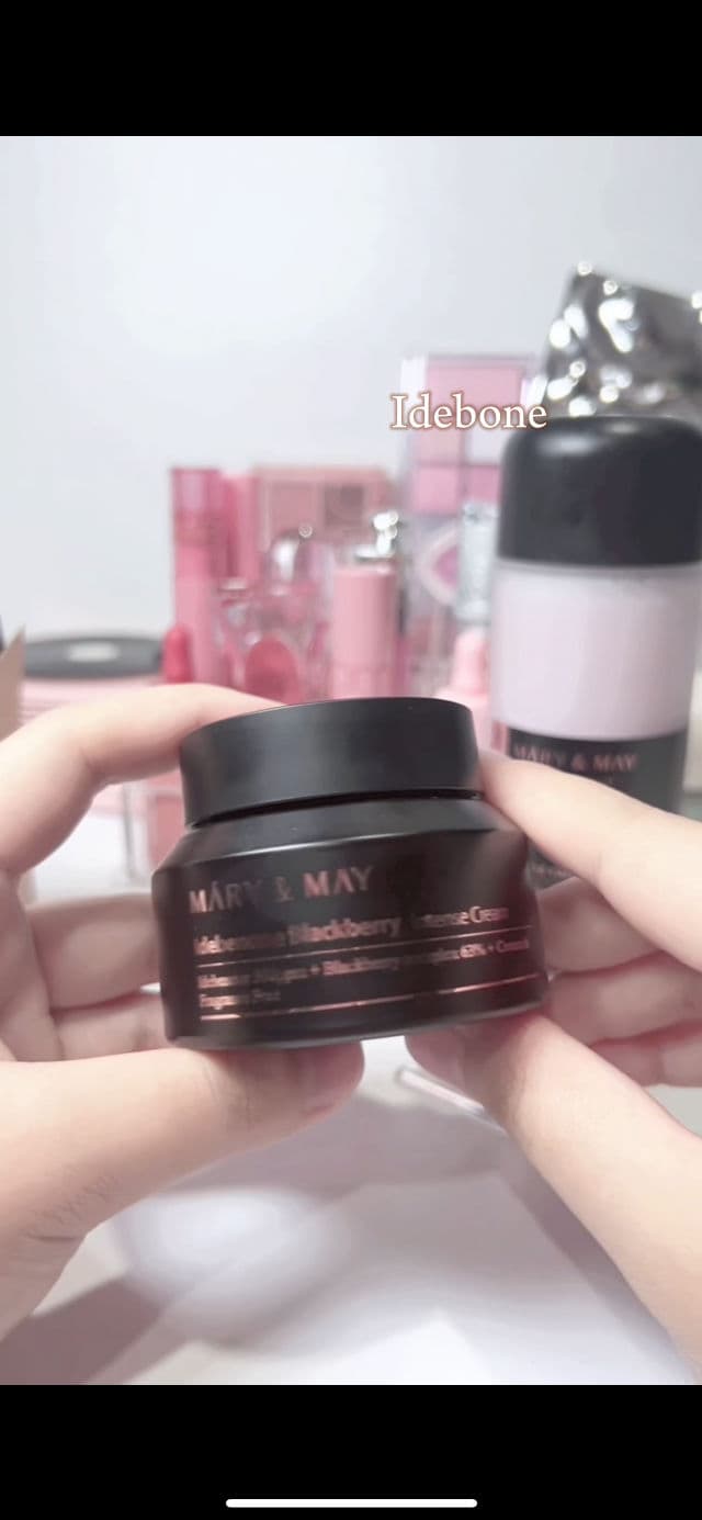 Idebenone Blackberry Intense Cream product review