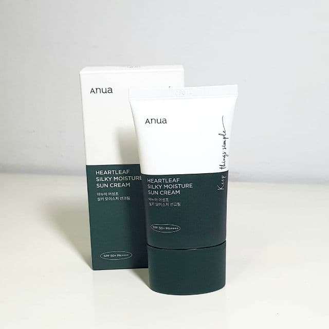 ANUA Heartleaf Silky Moisture Sun Cream SPF 50+ PA++++ review photo by evialavender