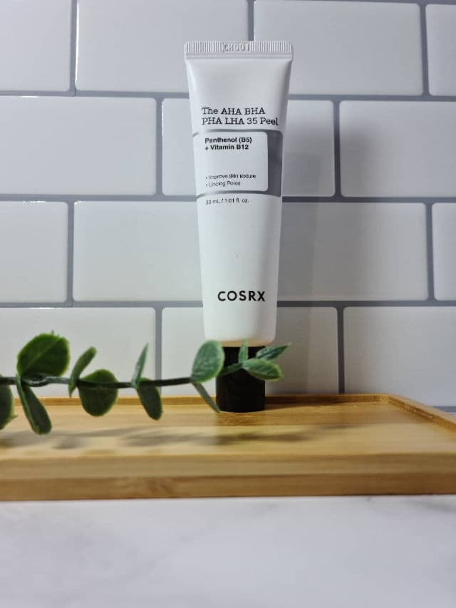 COSRX The AHA BHA PHA LHA 35 Peel review photo by lorieugc