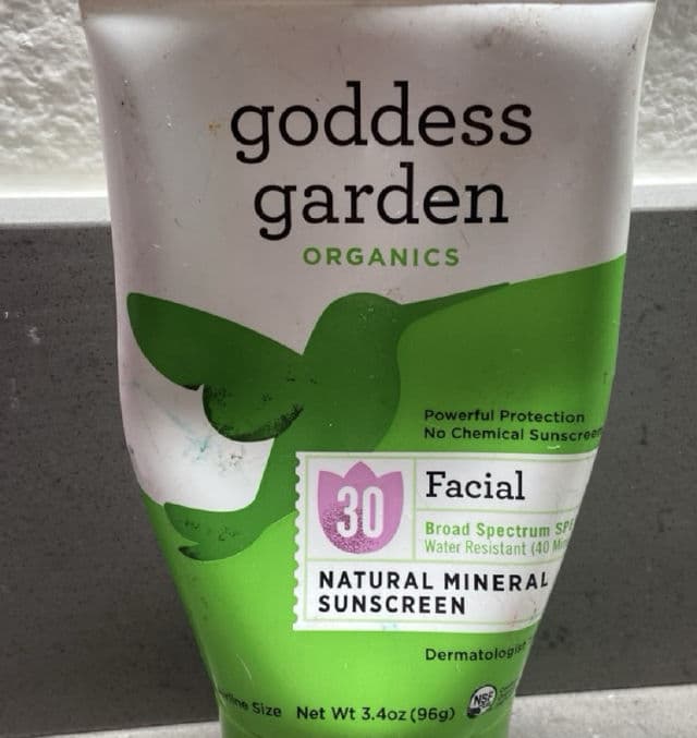 Goddess Garden Facial SPF 30 Mineral Sunscreen review photo by KeylaSavin