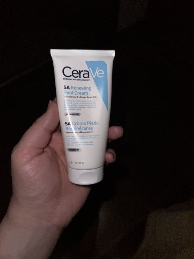 CeraVe SA Renewing Foot Cream review photo by sorinadumitru08