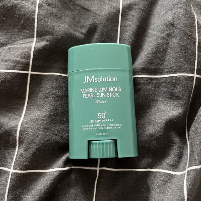 JMsolution Marine Luminous Pearl Light Sun Stick SPF50+ PA++++ review photo by pommi