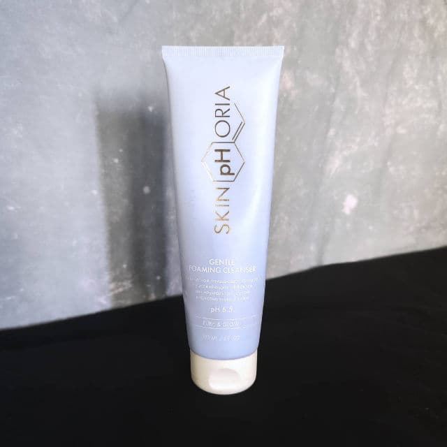Skinphoria Gentle Foaming Cleanser review photo by hxmesick