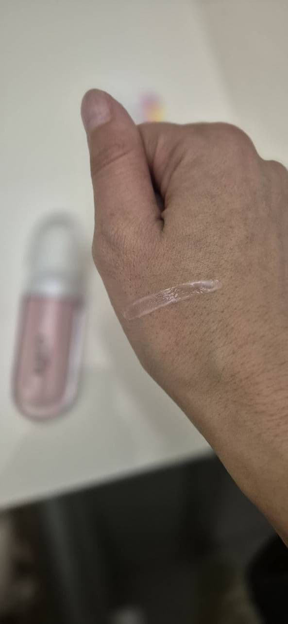 Kiko 3D Hydra Lipgloss 01 Clear review photo by Anka86