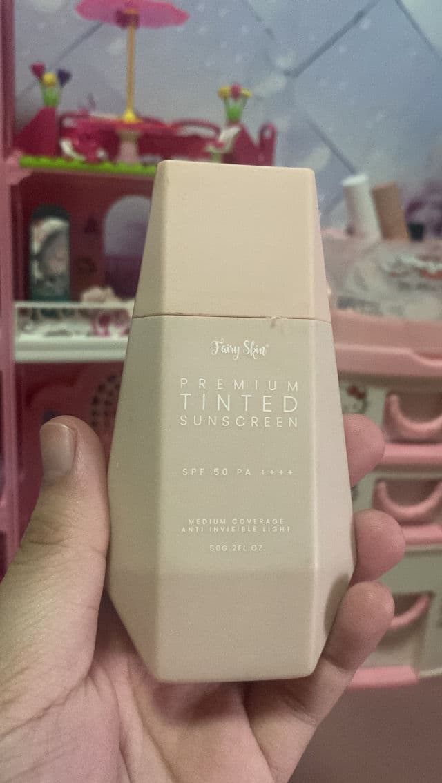 Fairy Skin Premium Tinted Sunscreen SPF50 PA++++ review photo by franciaa