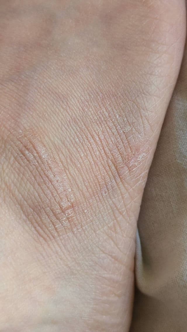 HaruHaru WONDER Black Bamboo Daily Smoothing Body Oil review photo by glamorable