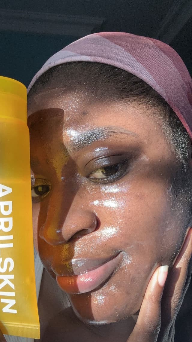 APRIL SKIN Real Calendula Low pH Gel Cleanser review photo by terleether