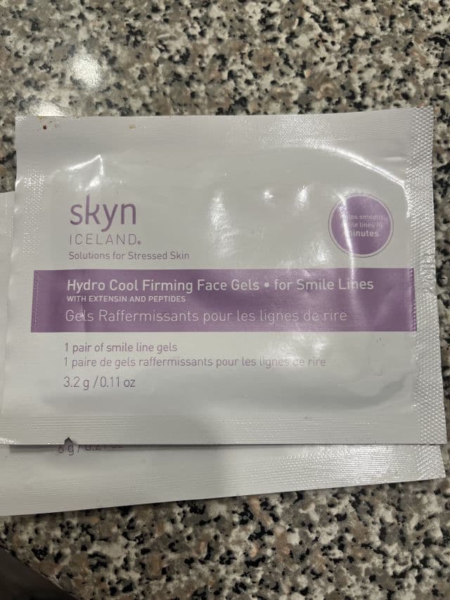 Skyn Iceland Hydro Cool Brightening Face Mask Single review photo by tiffanysusanne