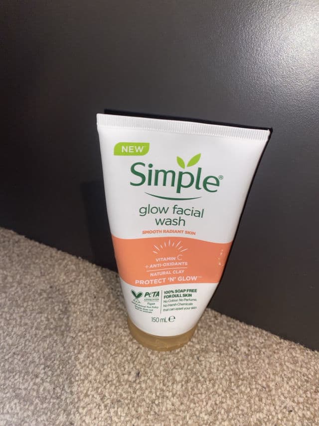 Simple Glow Facial Wash review photo by habby
