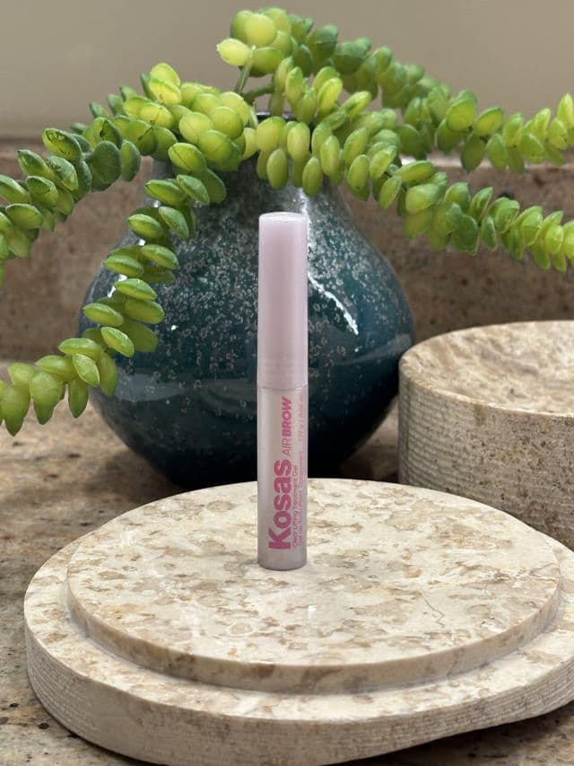 Kosas Air Brow Tinted Clean Volumizing Eyebrow Gel review photo by Luyene