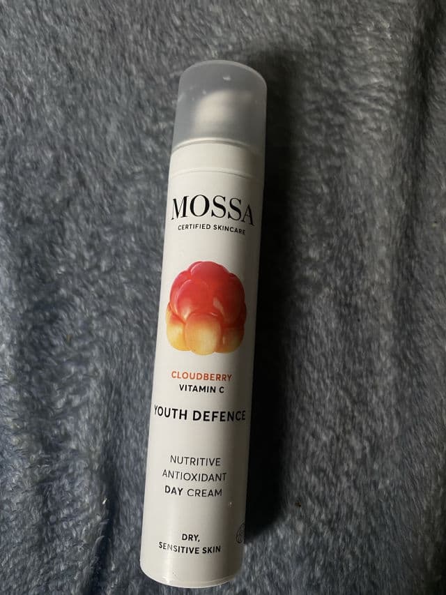Mossa Vitamin Cocktail Rehydration Energising Day Cream review photo by tinaalv