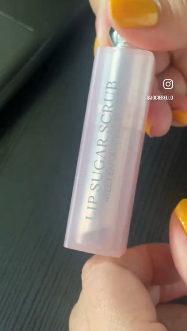 Dior Lip Sugar Scrub review photo by jocieblog