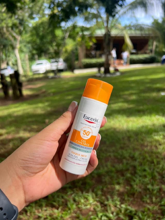 Eucerin Oil Control Corporal Gel-Crema Toque Seco FPS 50+ review photo by Carolcsoriano