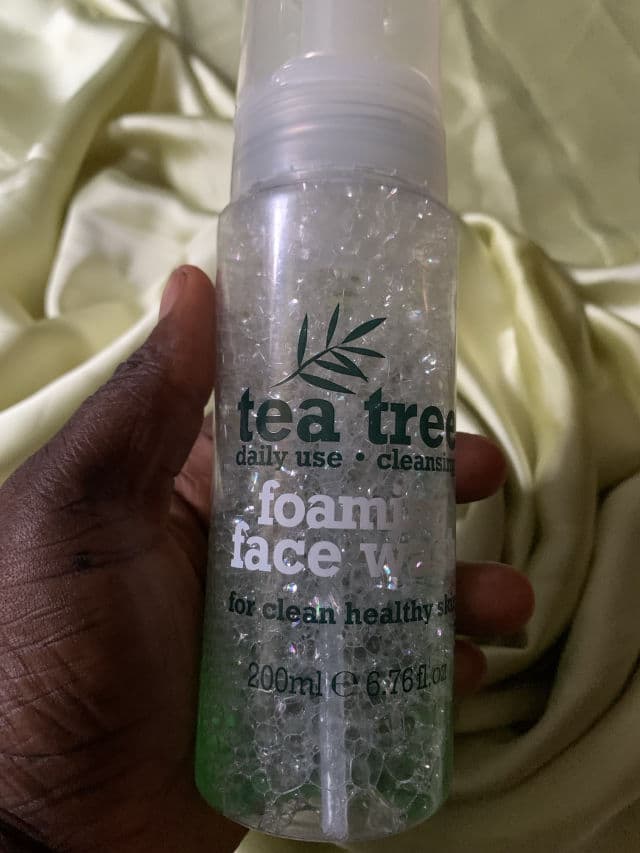 tea tree Foaming Face Wash review photo by Meldy
