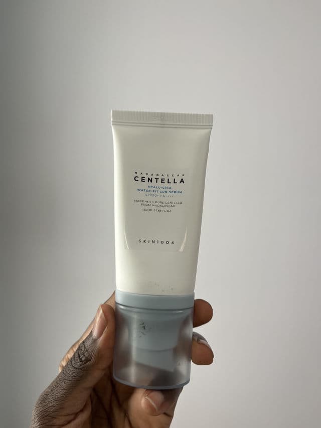 SKIN1004 Madagascar Centella Hyalu-Cica Water-Fit Sun Serum SPF50+ PA++++ review photo by mszskinni