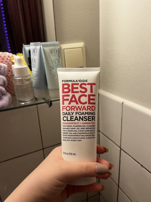 Formula 10.0.6 Best Face Forward Daily Foaming Cleanser review photo by sweellie