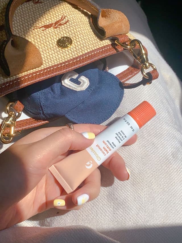 Glossier Coconut Balm Dotcom review photo by ugcwithwin