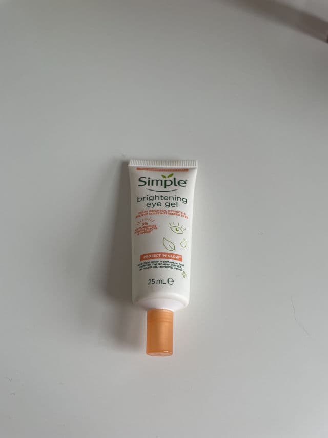 Simple Protect 'n' Glow Brightening Eye Gel review photo by sanabibi