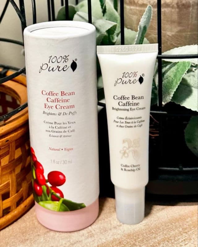 100% Pure Coffee Bean Caffeine Eye Cream review photo by brookeann