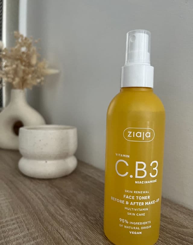 Ziaja Vitamin C. B3 Niacinamide Face Toner Before & After Make-Up review photo by dorotas