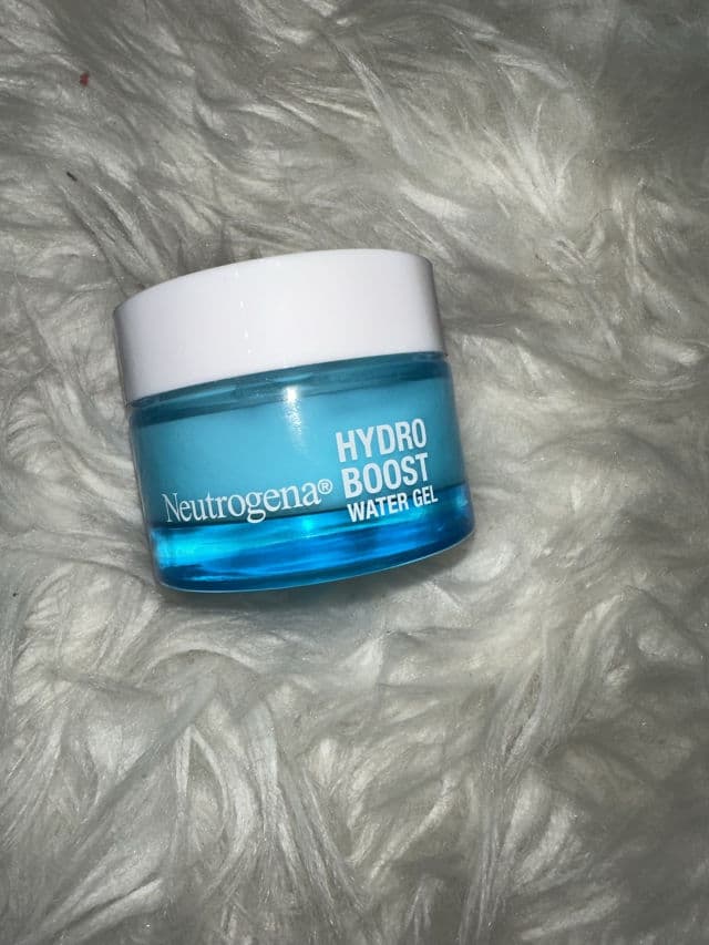 Neutrogena Hydro Boost Water Cream review photo by eleannys28