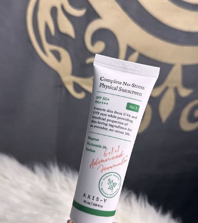AXIS-Y Complete No-Stress Physical Sunscreen V.3 SPF 50+ PA++++ review photo by adiyazahra