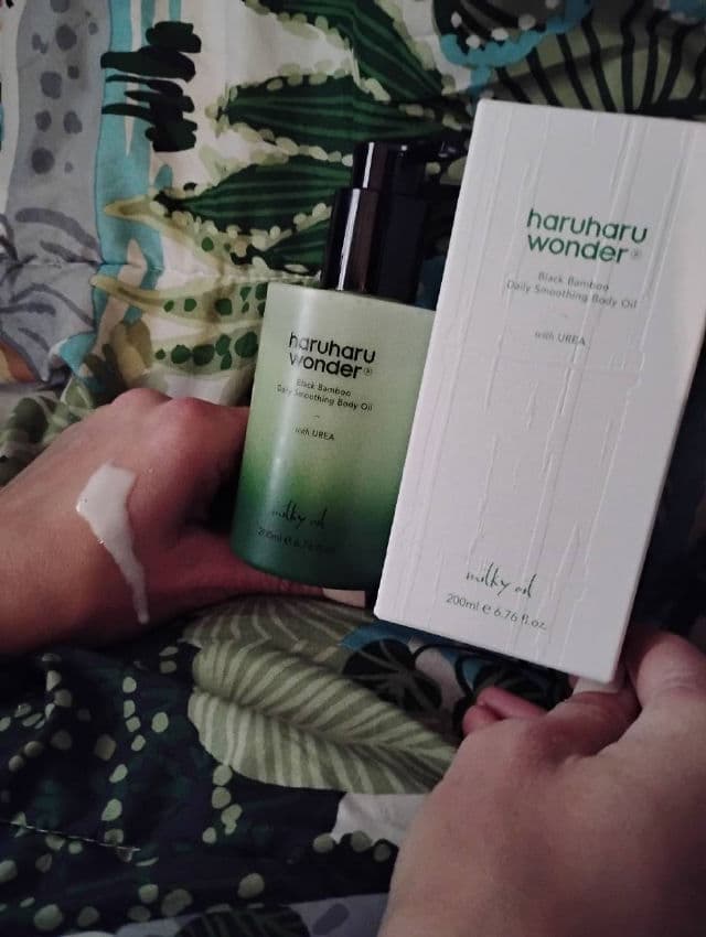 HaruHaru WONDER Black Bamboo Daily Smoothing Body Oil review photo by Awimpee
