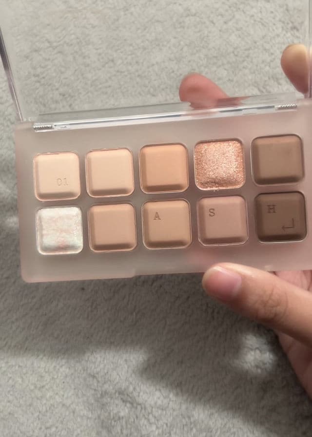 Lilybyred #01 Ash Cinnamon review photo by Hyangg