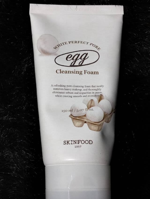 SKINFOOD Egg White Pore Foam review photo by OhMaria