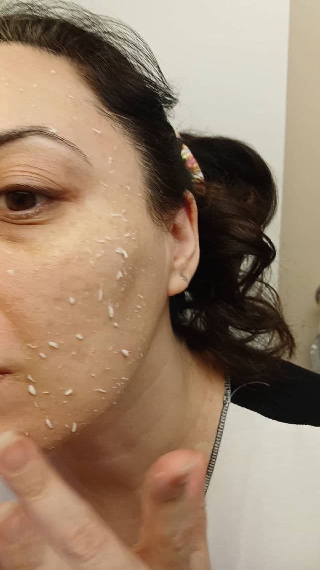 DR.G Brightening Peeling Gel review photo by TapIntoThis1