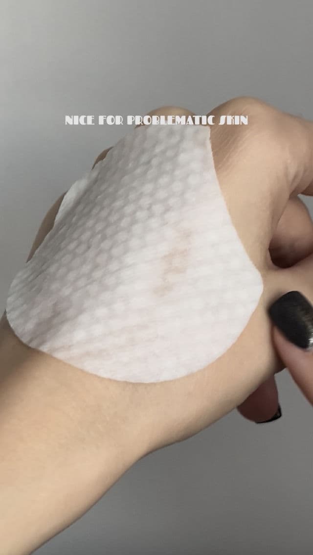 Troubless Clear Toner Pad review photo by Zhenia