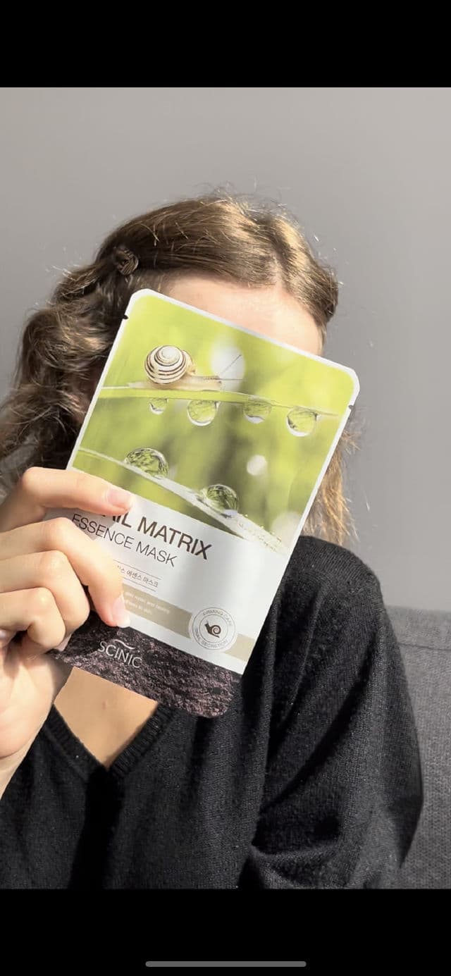 SCINIC Snail Matrix Essence Mask review photo by Zhenia
