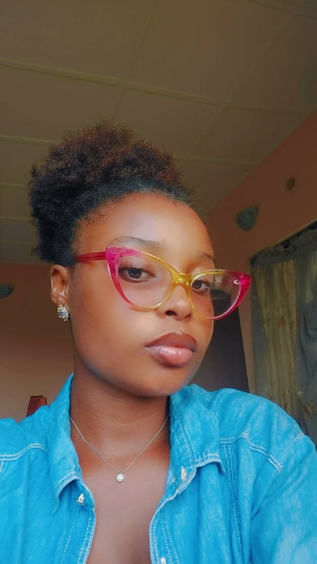 Cantu Shea Butter Moisturizing Curl Activator Cream review photo by Sajekenny