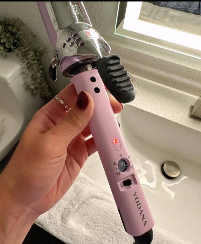 VODANA Glam Wave Curling Iron review photo by taniaijaz