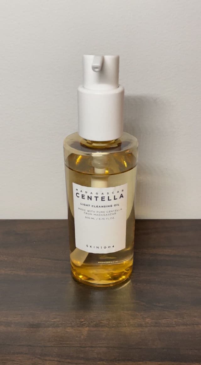 SKIN1004 Madagascar Centella Light Cleansing Oil review photo by mudonyourface