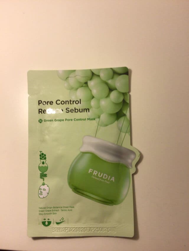 Frudia Green Grape Pore Control Mask review photo by ibyy