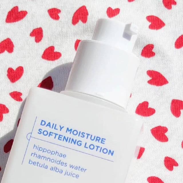 ILSO Daily Moisture Softening Lotion review photo by FrenchyPeach19